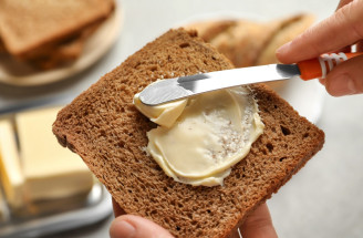 Čím nahradiť maslo? Čo použiť pri pečení a čo natrieť na chlieb?