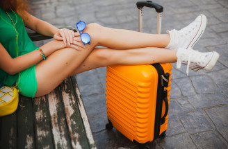 Ako sa vyhnúť opuchnutým nohám počas dlhej cesty na dovolenku k moru?