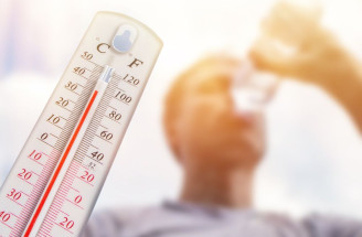 Extrémne horúčavy sú pre nás záťažou. Ako bezpečne a rýchlo schladiť telo?