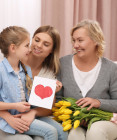 Najkrajšie básničky, blahoželania, SMS a priania ku Dňu matiek
