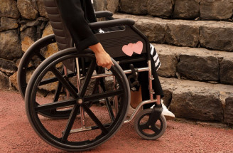 Ako si vybrať správny invalidný vozík: odborný sprievodca