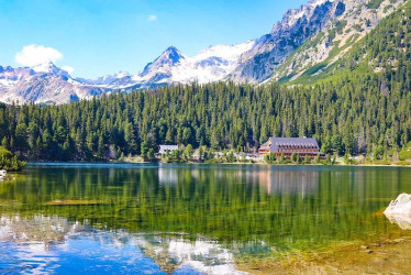 Dovolenka na Slovensku v lete i v zime: Turistika, lyžovanie, wellnes či pobyt s deťmi - tieto miesta sa oplatí navštíviť!