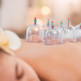 Bankovanie: cesta k zdravšiemu telu, šetrná masáž a moderný wellness v jednom
