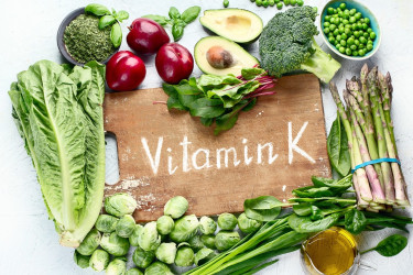 Ako si doplniť vitamín K? Je ho viac v mäse či rastlinných zdrojoch?