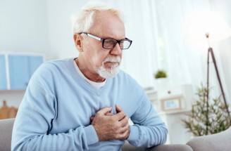 Endokarditída: Aké sú príznaky, liečba a prevencia zápalu srdcovej výstelky?