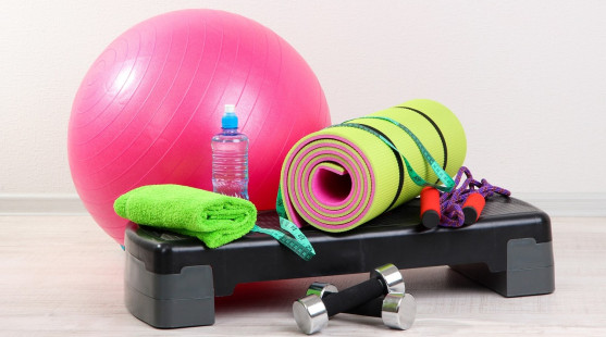 TOP pomôcky na cvičenie v pohodlí domova – do ktorých 7 investovať?