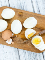 Vajce na tvrdo – ako ho správne pripraviť a ako si ho najlepšie vychutnať?