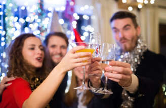 Zdravotné nástrahy Silvestra: Pozor na tieto problémy, ktoré razom pokazia novoročné oslavy