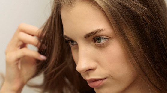 Mastia sa Vám rýchlo vlasy? Skontrolujte, či nerobíte tieto 3 chyby!