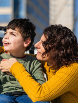 Detská mozgová obrna: Aké príznaky môžu upozorňovať na DMO a aké sú možnosti liečby?